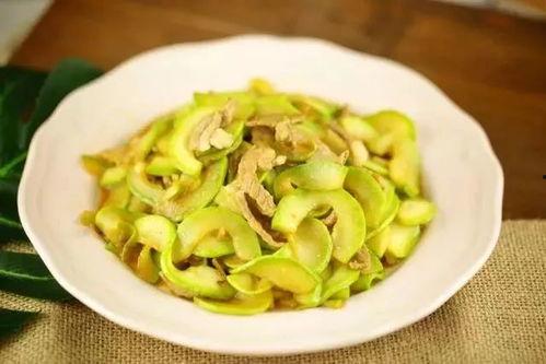 茭瓜炒纯瘦肉可以吃吗视频,茭瓜炒纯瘦肉,营养均衡的快手菜分享